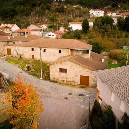 빌라 Casa Do Parente *